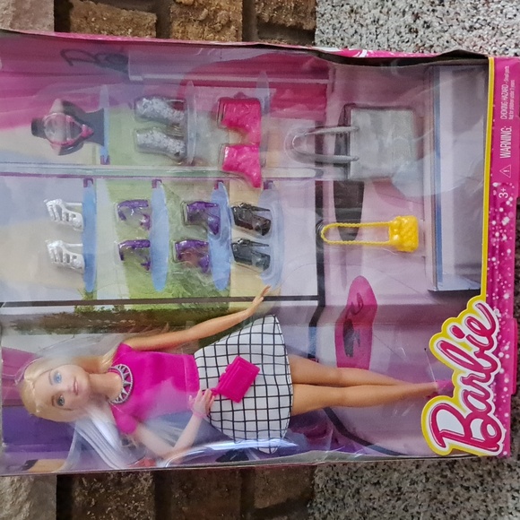 Barbie Other - NWT Fashion Barbie